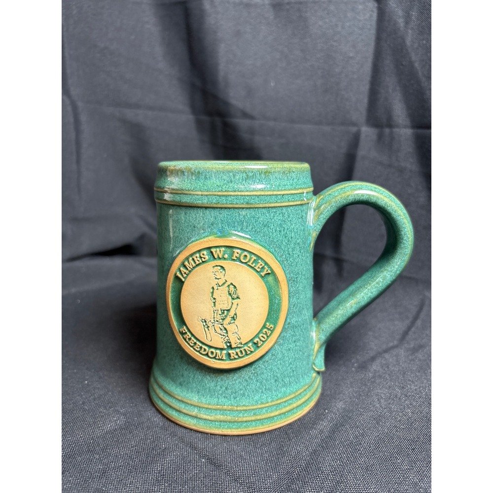 Grey Fox Pottery James W Foley Freedom Run 2023 Teal Stoneware Mug Stein USA